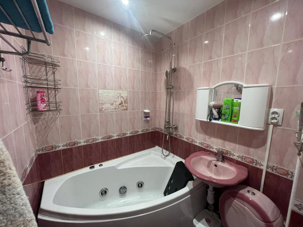 Afganskii Park Apartment Chisinau Ngoại thất bức ảnh